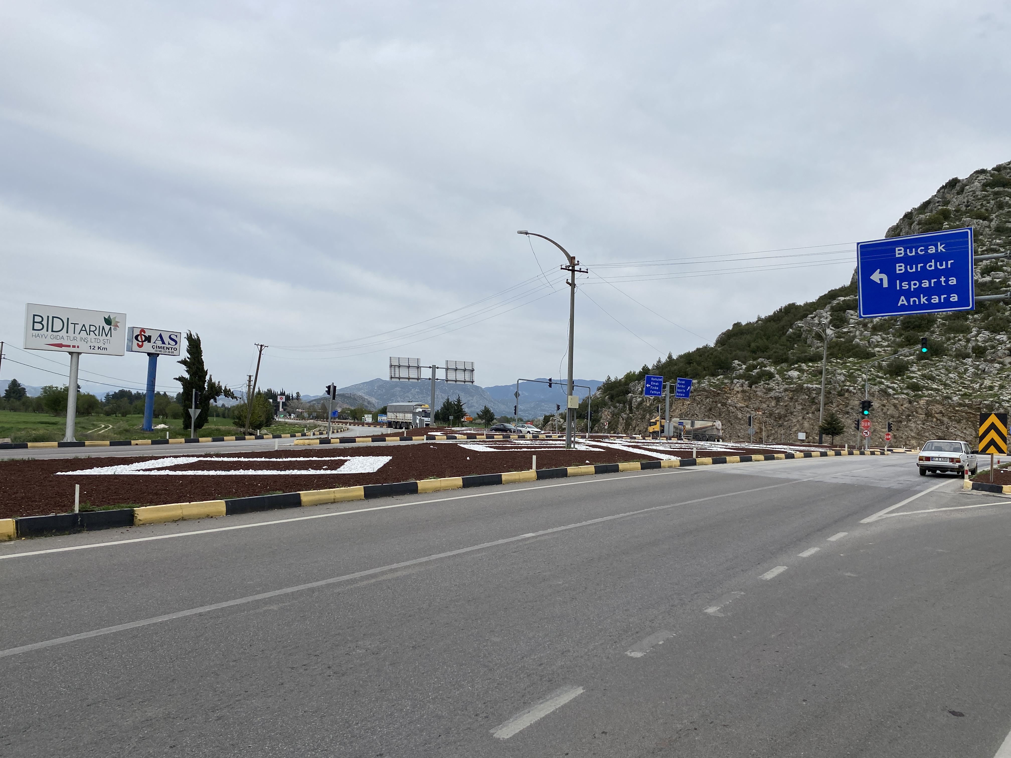 Vega Invest’ten Antalya-Burdur Yolu Kızılkaya Kavşağında Satılık Arazi