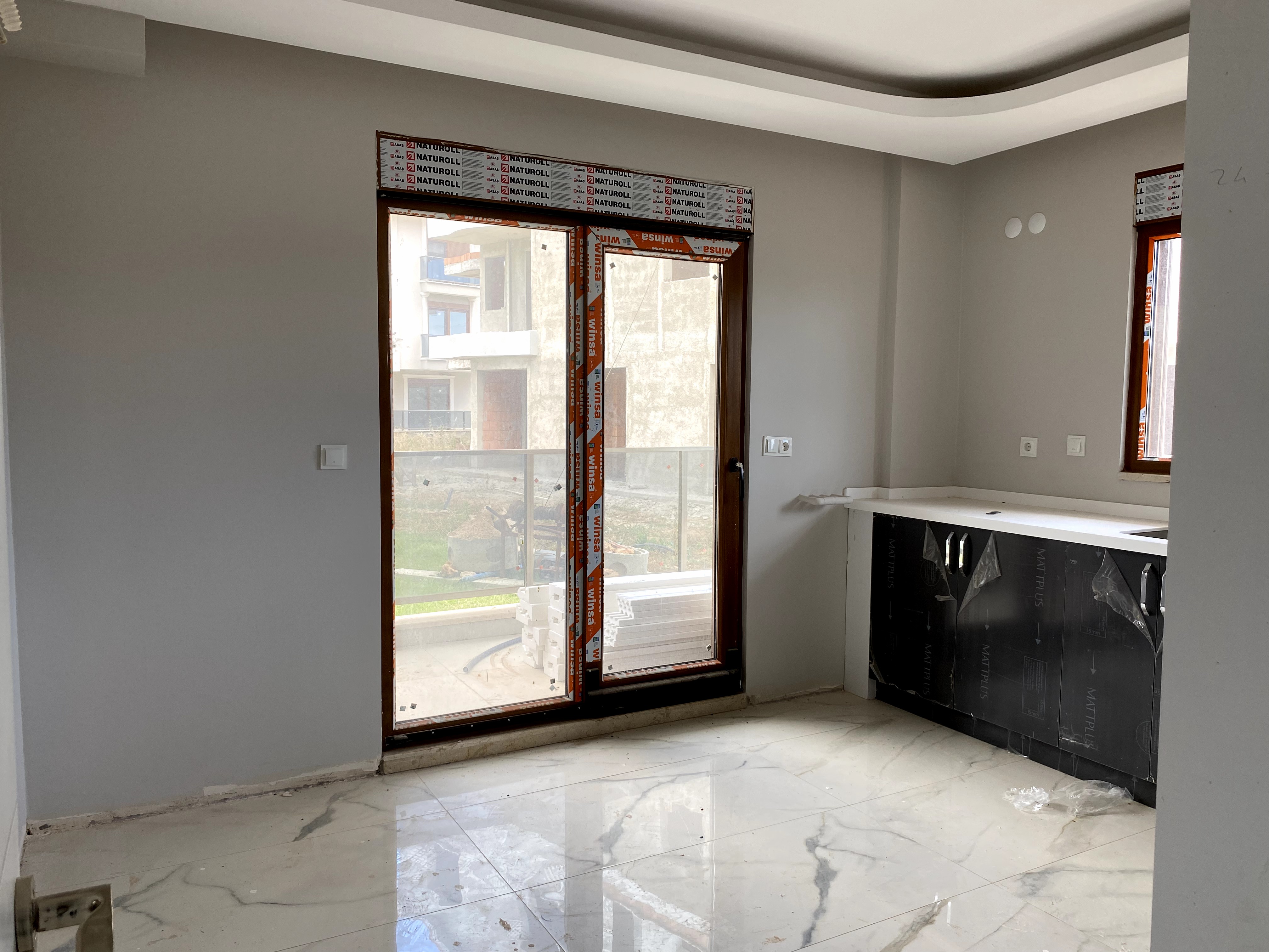 DÖŞEMEALTI ALTINKALE’DE HAVUZ CEPHELİ SATILIK  2+1 DAİRE