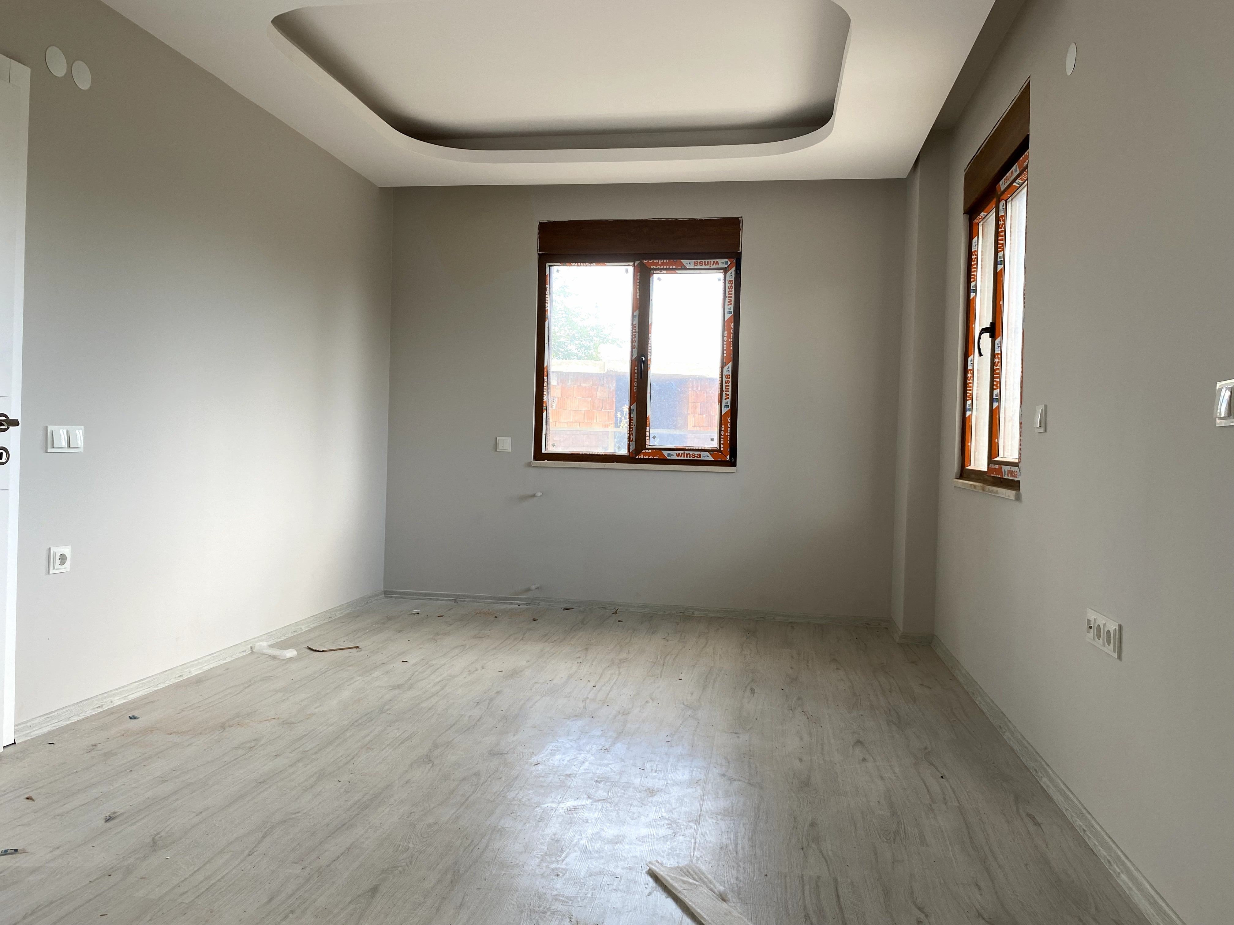 DÖŞEMEALTI ALTINKALE’DE HAVUZ CEPHELİ SATILIK  2+1 DAİRE