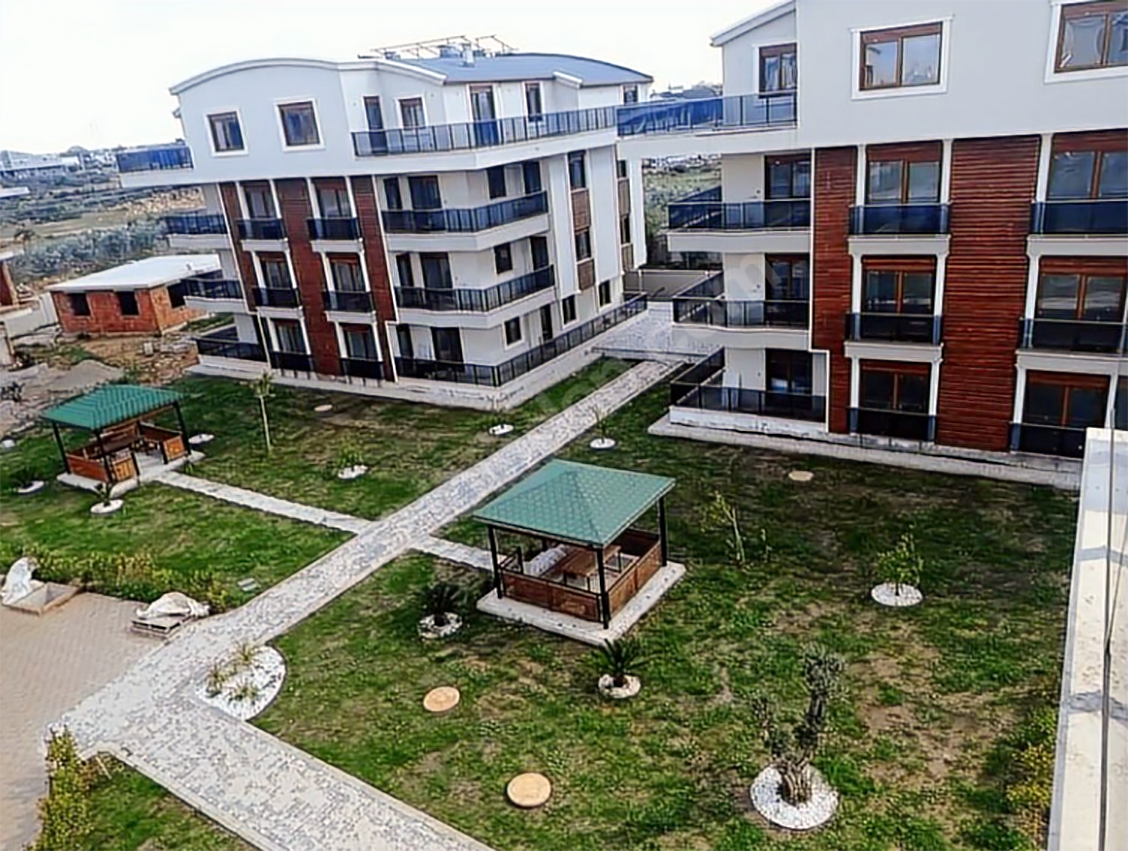 DÖŞEMEALTI ALTINKALE’DE HAVUZ CEPHELİ SATILIK  2+1 DAİRE
